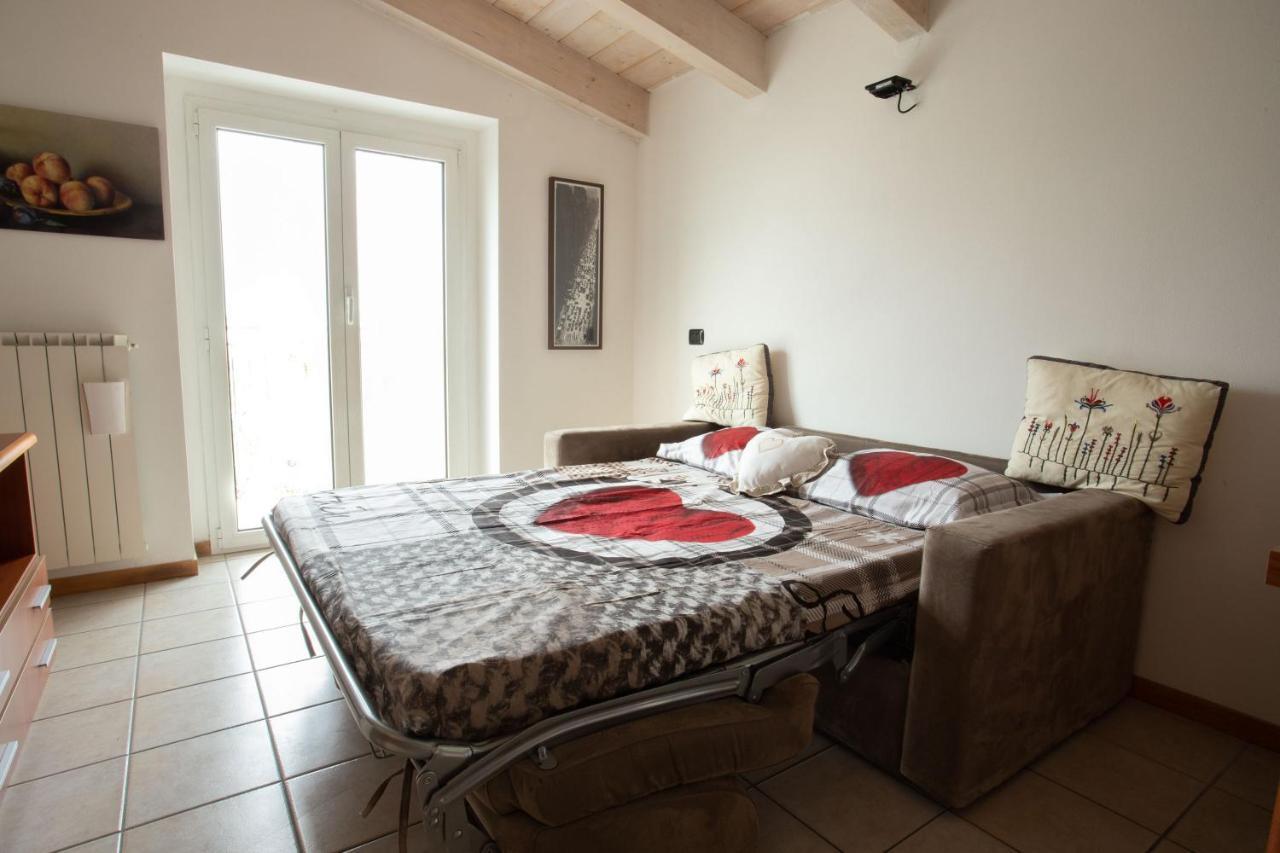 Casa Vacanze Valeria Sondrio Exterior photo