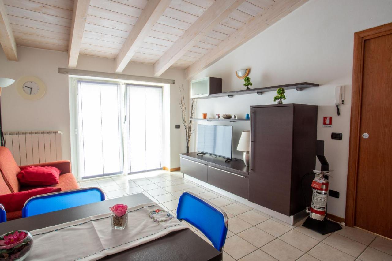 Casa Vacanze Valeria Sondrio Exterior photo